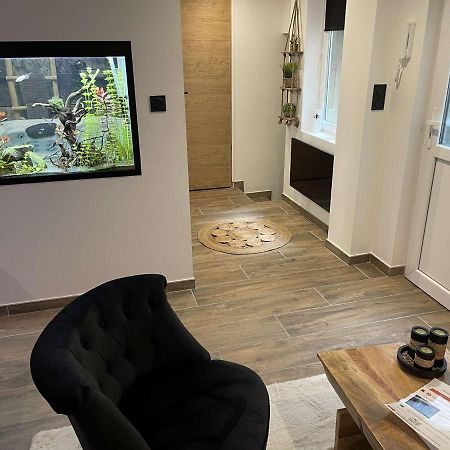 Apartamento Nuit De La Sagesse "Jacuzzi Terrasse Et Parking Prive" Ruan Exterior foto