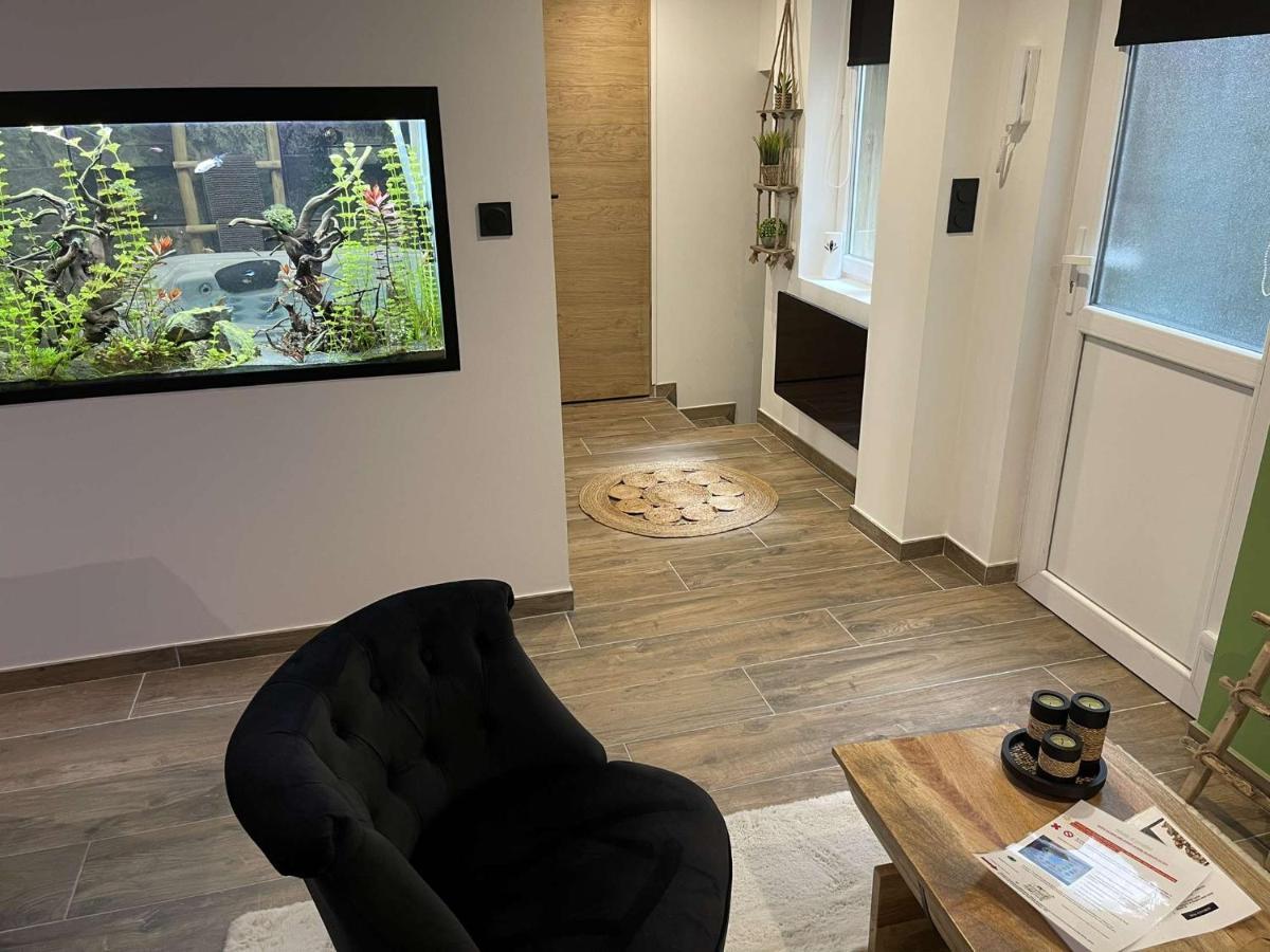 Apartamento Nuit De La Sagesse "Jacuzzi Terrasse Et Parking Prive" Ruan Exterior foto